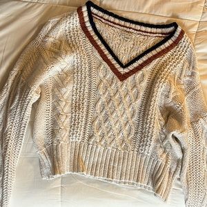 American Eagle XL V-neck